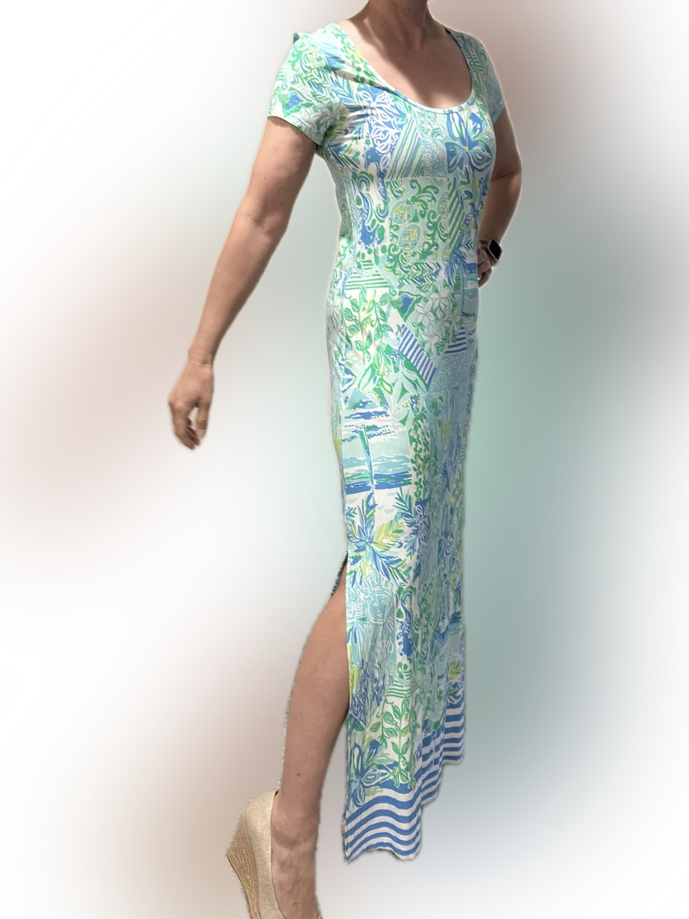 Lilly Pultizer Wynne Maxi Dress in “Beach Happy” print